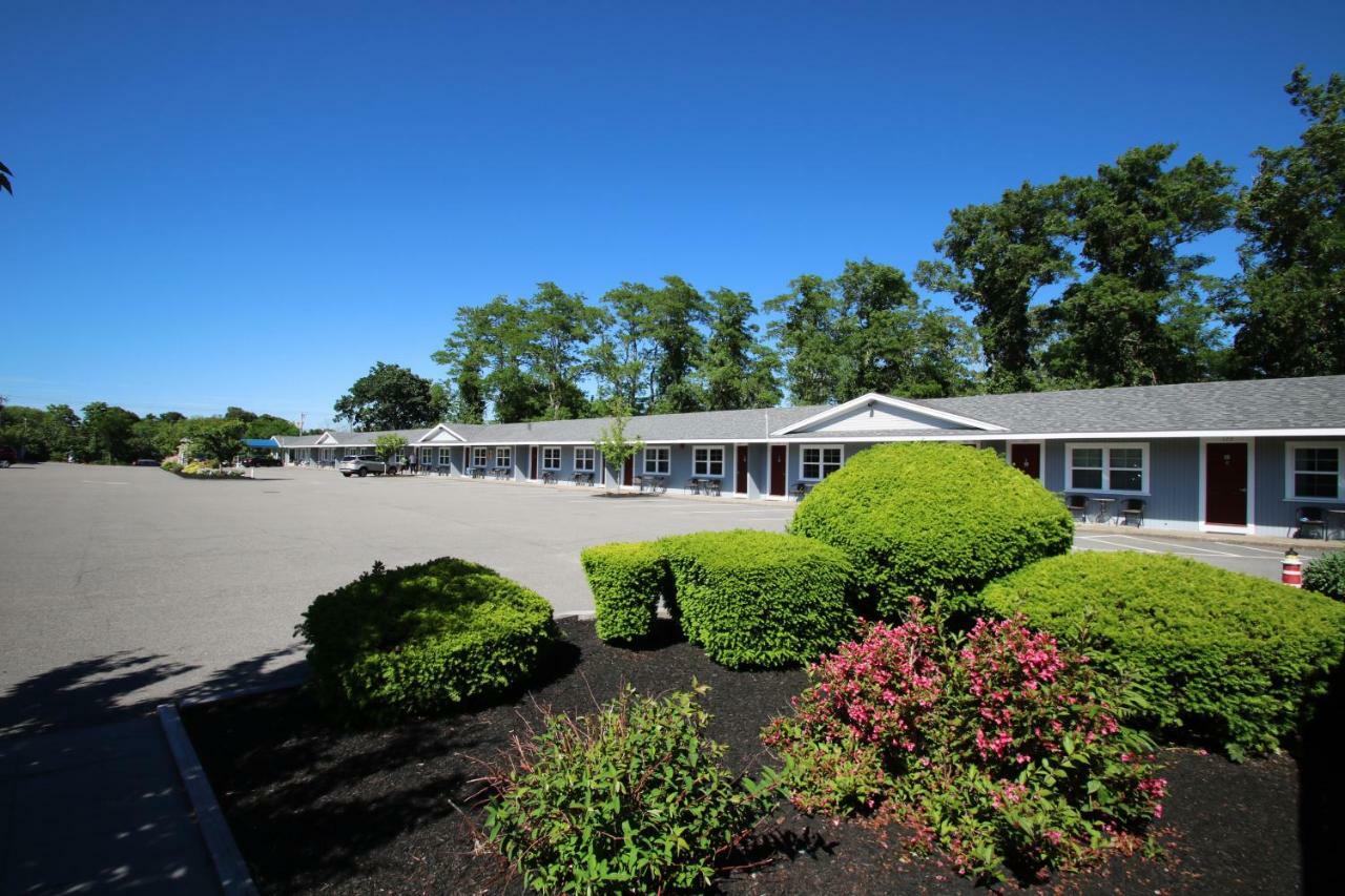 Windrift Motel West Yarmouth Exteriör bild